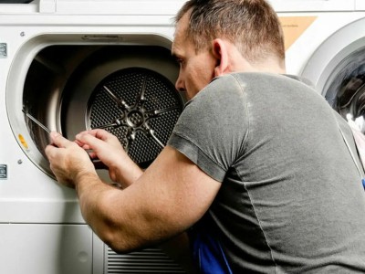Замена барабана стиральной машины Ariston – самый сложный вид ремонта прямо на дому